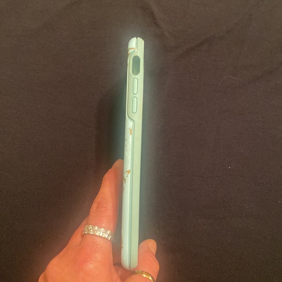 OTTER BOX SYMMETRY CASE - Picture 3 of 6